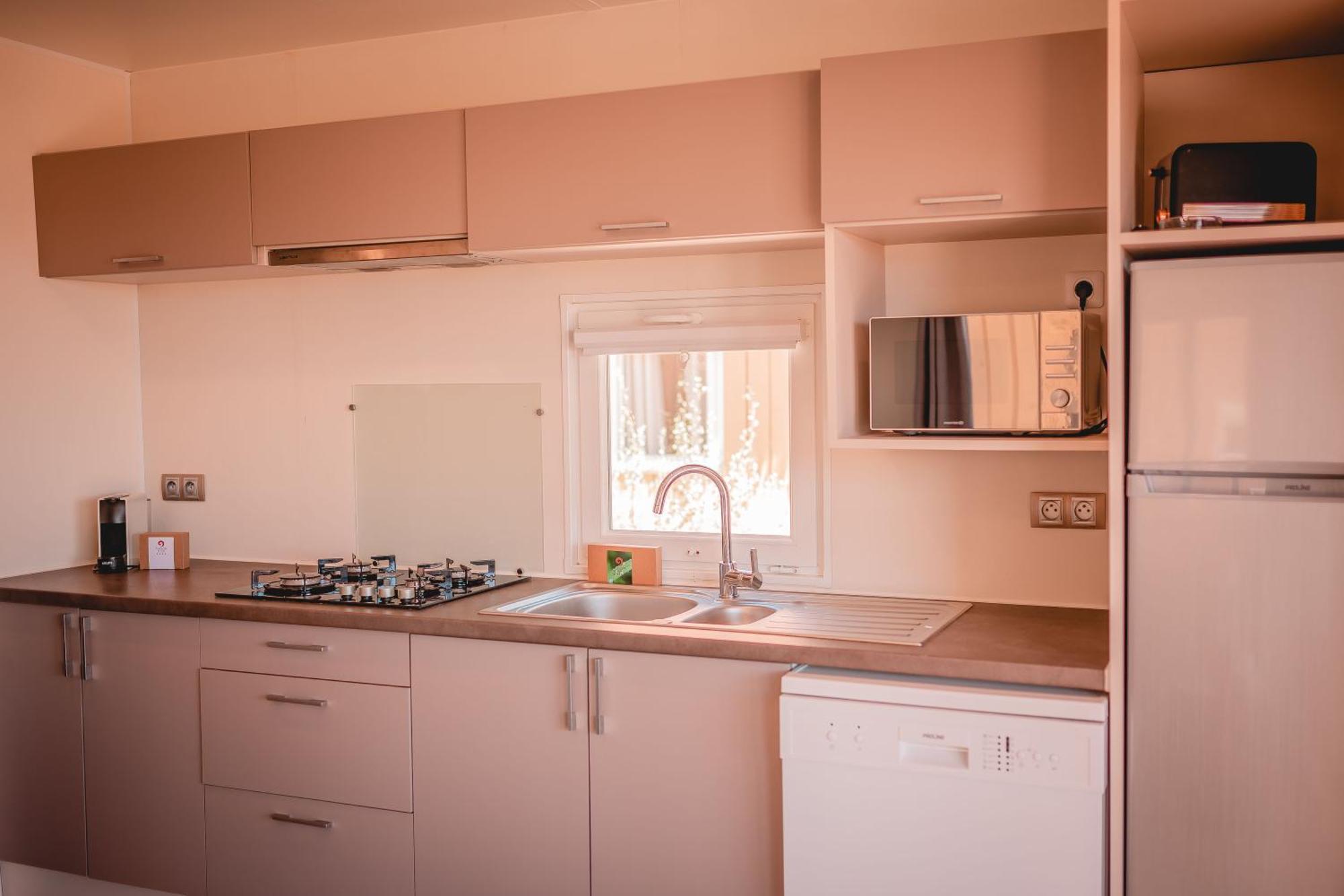 Toison D'Or Ξενοδοχείο Ramatuelle Εξωτερικό φωτογραφία A typical kitchen